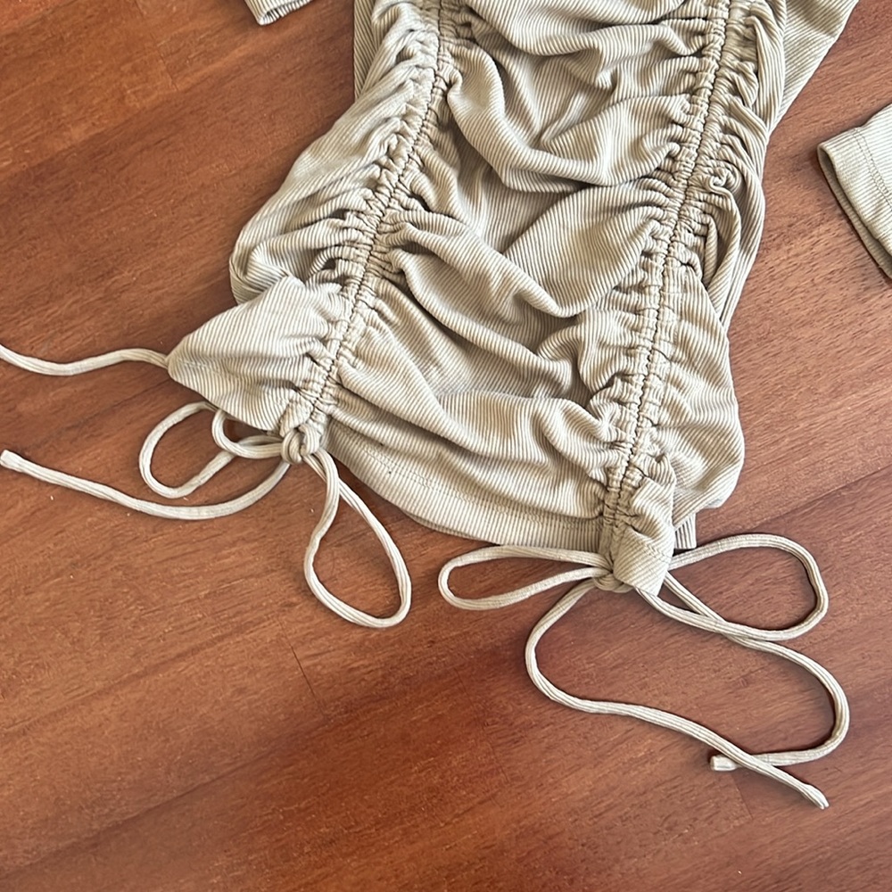 Princess Polly Ruched Dress - Picture 5 of 6